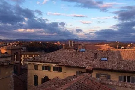 דירה Elegant Flat With Rooftop 450 Mt From Piazza Del Campo *